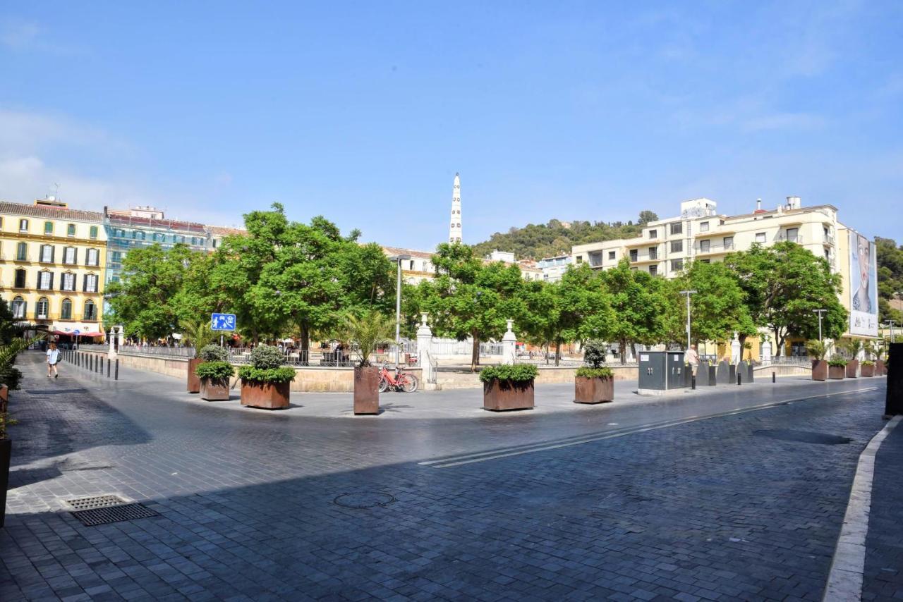 Homely Malaga San Juan De Letran Plaza De La Merced Exterior foto